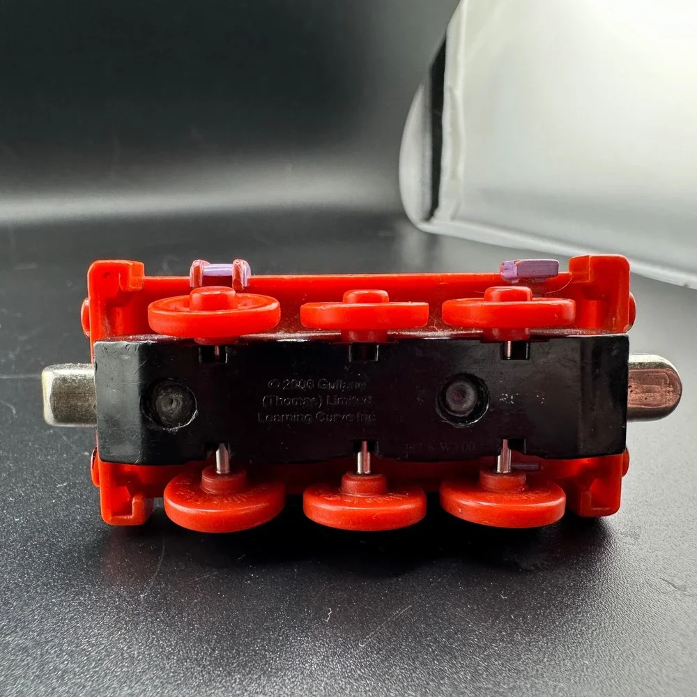 Learning Curve Thomas Friends‎ Take-N-Play Along Rosie Magnetic Train 2006 READ